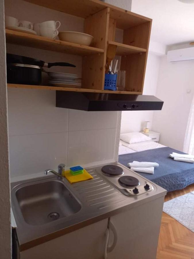 Studio Darija For 2 Persons S Terasom Wi-Fi & Parking Daire Makarska Dış mekan fotoğraf