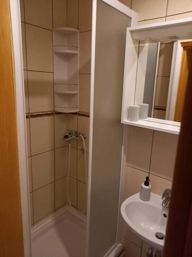 Studio Darija For 2 Persons S Terasom Wi-Fi & Parking Daire Makarska Dış mekan fotoğraf